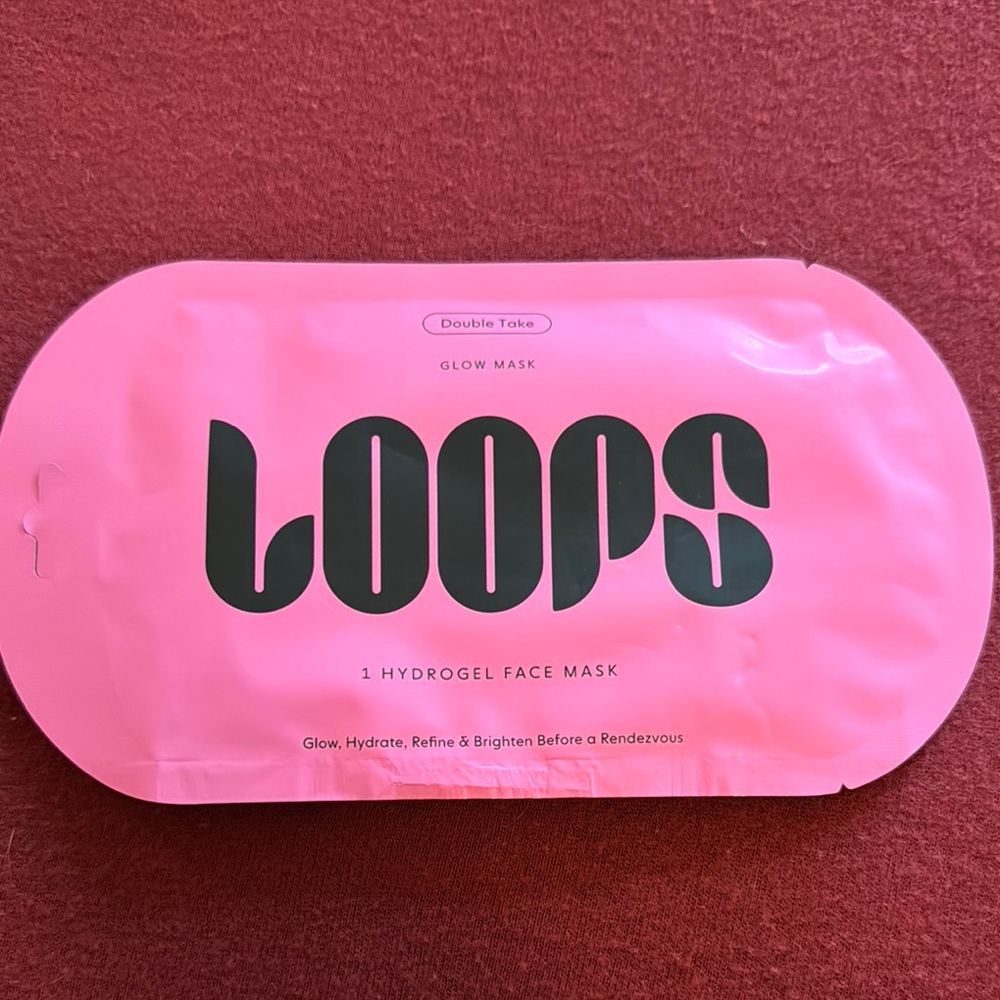 Brand New Loops Pink Hydrogel glow Face Mask